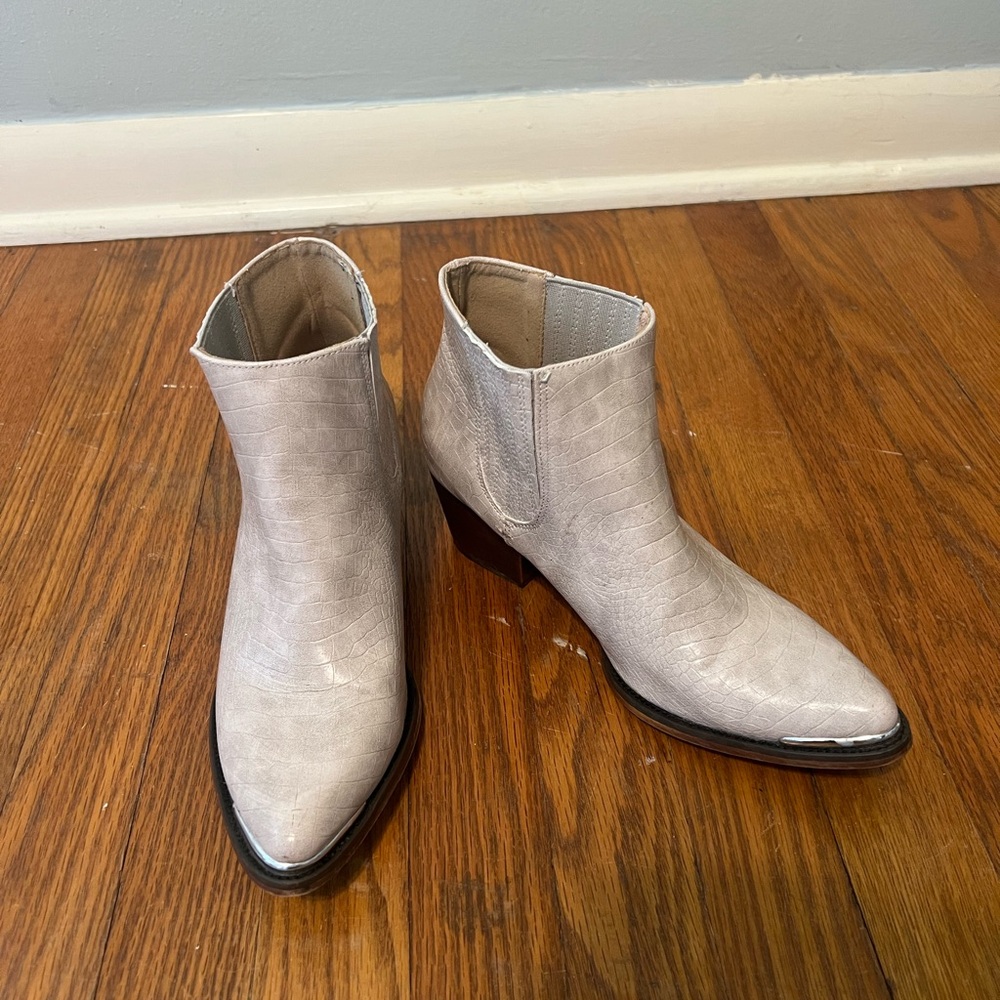 Stylish Western Ankle Boots